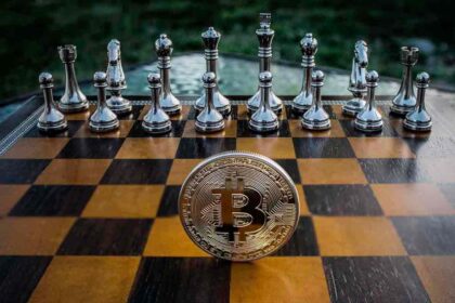 0_cryptocurrency-3412233_1920