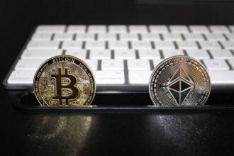 Bitcoin ethereum crypto