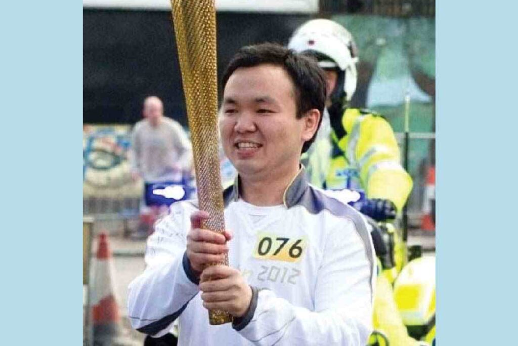 Professor Yu Xiong